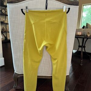 Lululemon Instill high-Rise Tight 25” Size 10 Auric Gold LIKE NEW